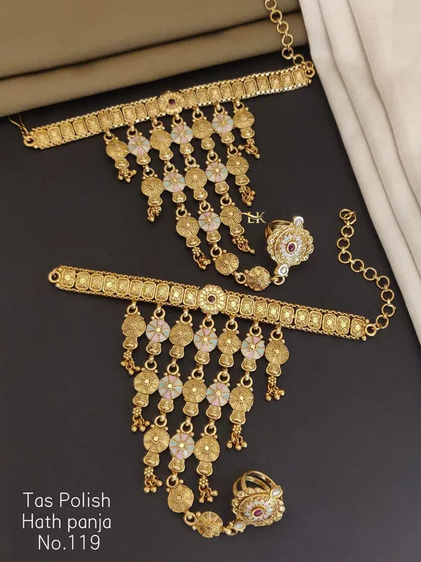 Golden_Hath_Panja