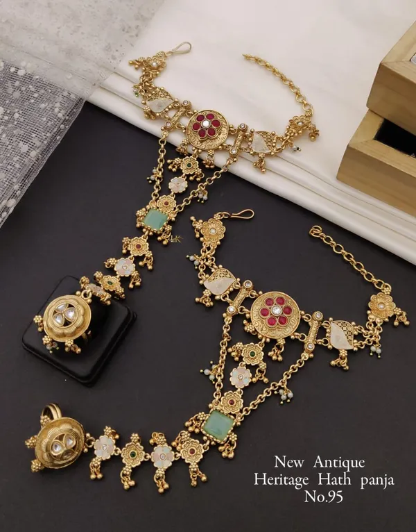 Golden_Hath_Panja