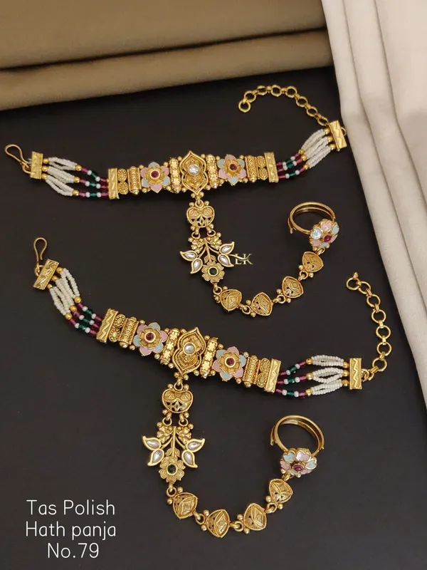 Golden_Hath_Panja