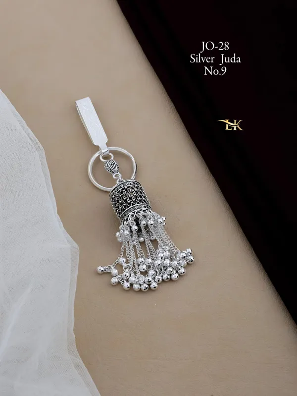 Silver_Saree_Waist_Challa_Juda