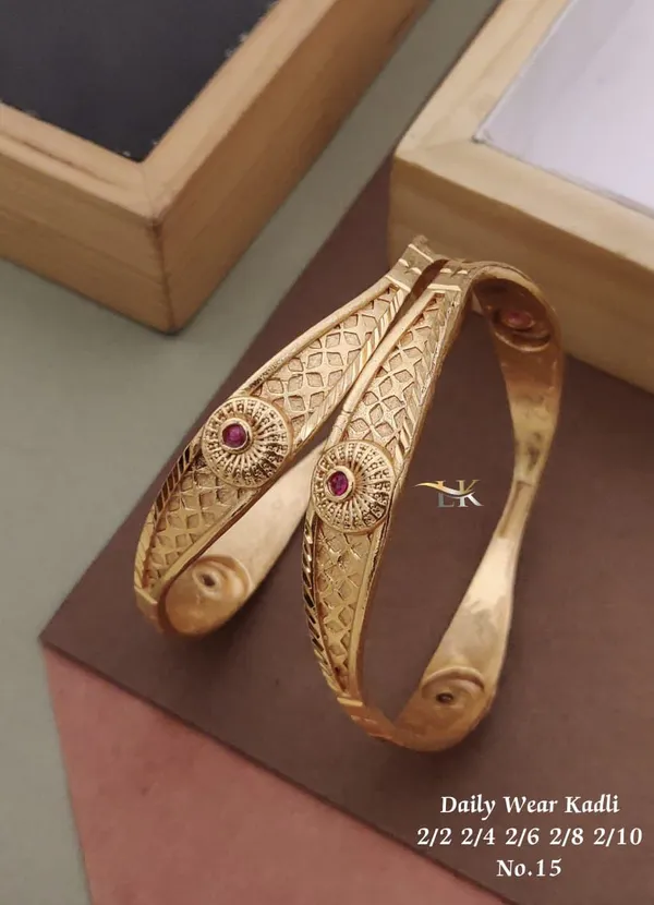 Gold_Plated_Designer_Kadli_kada_for_Women_&_Girls