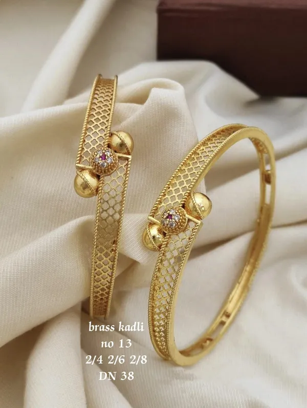Gold_Plated_Designer_Kadli_kada_for_Women_&_Girls