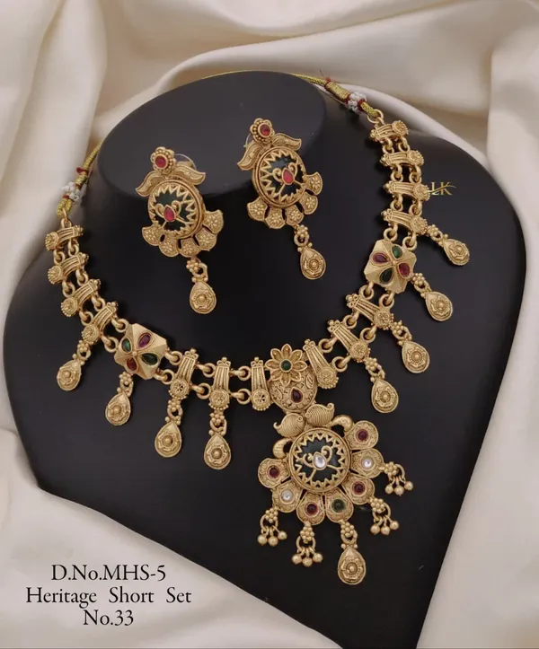 Rajwadi_Necklace_Set