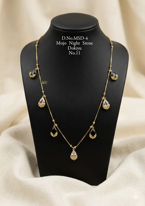 Gold_Necklace_�_Premium_Elegance_for_Women