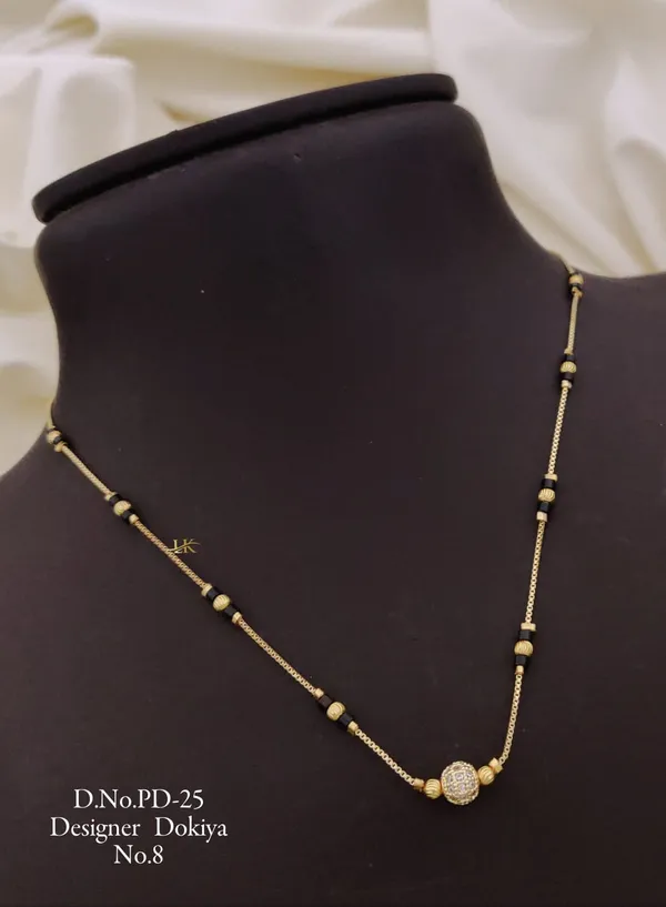 Gold-Plated_Kundan_Stone_Dokiya_Necklace_for_Women