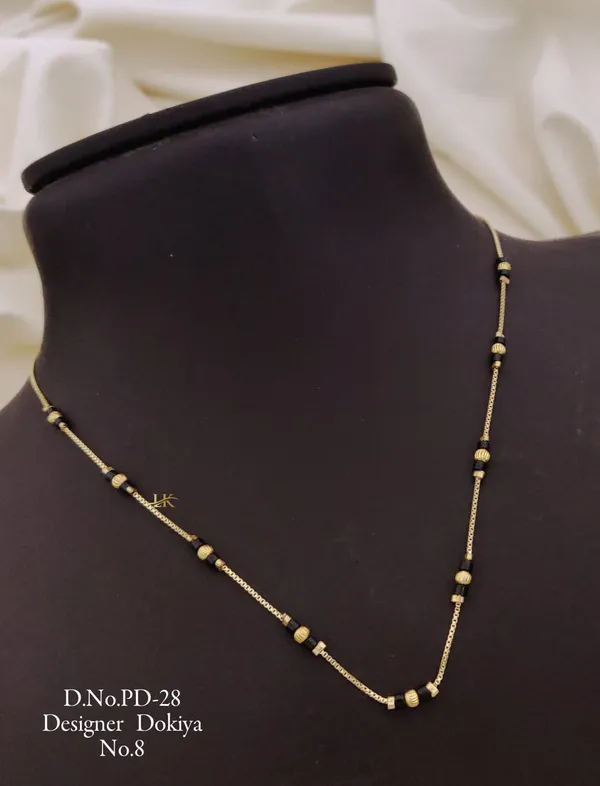 Gold-Plated_Kundan_Stone_Dokiya_Necklace_for_Women