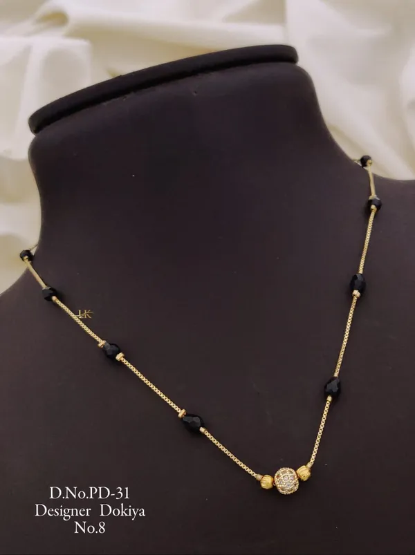 Gold-Plated_Kundan_Stone_Dokiya_Necklace_for_Women