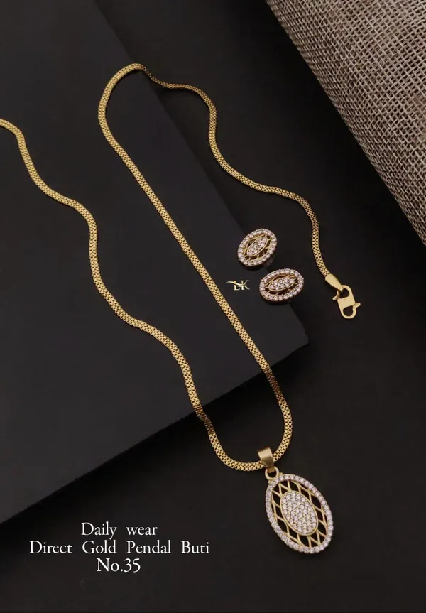 Gold_Plated_Pendant_Necklace_Set_with_Earrings_for_Women