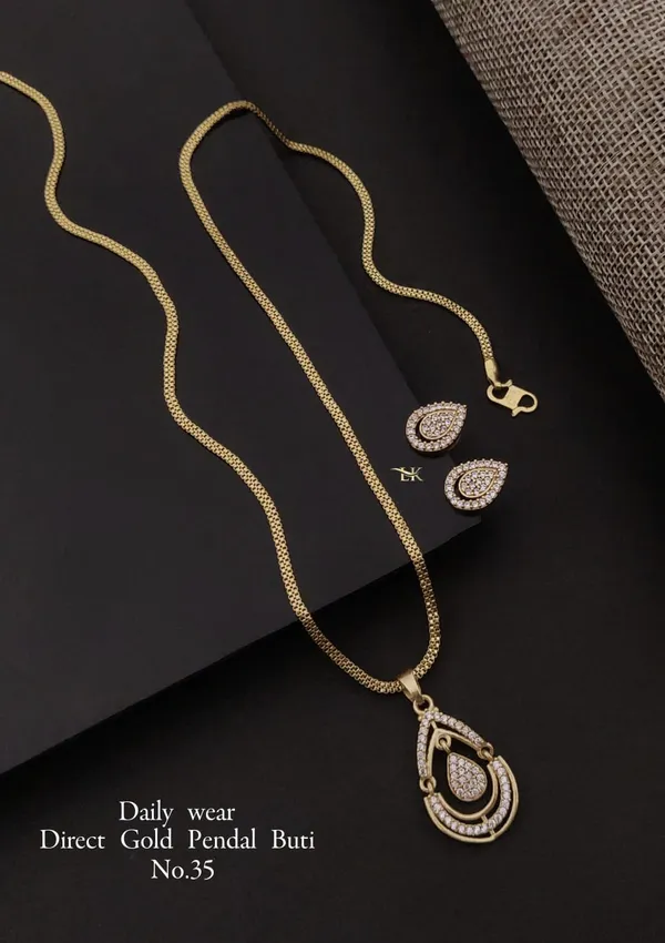 Gold_Plated_Pendant_Necklace_Set_with_Earrings_for_Women