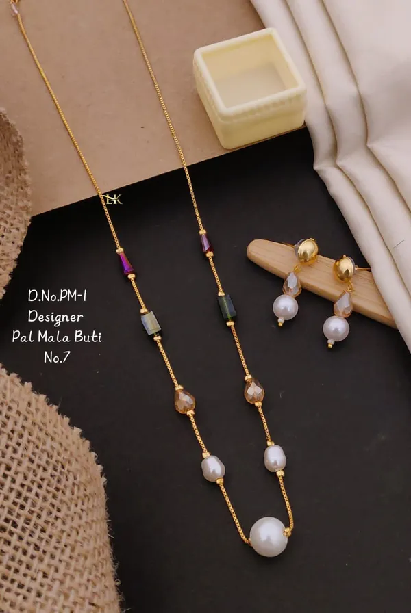 Gold-Plated_Artificial__Necklace_And_Earrings