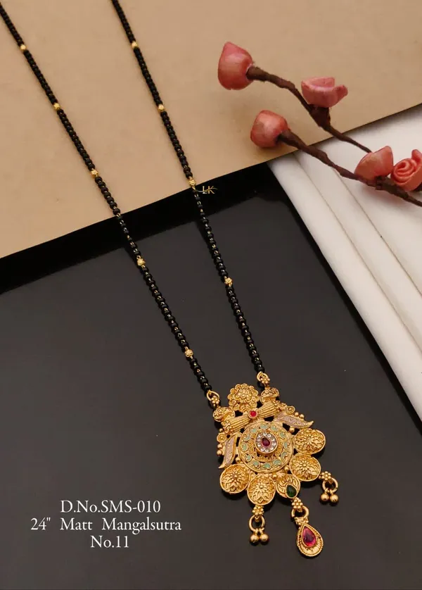 Traditional_Gold_Plated_Mangalsutra_/_Ethnic_Jewellery_/_Elegant_Design