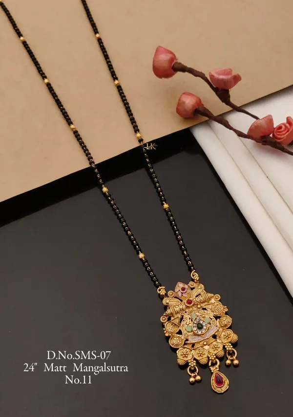 Traditional_Gold_Plated_Mangalsutra_/_Ethnic_Jewellery_/_Elegant_Design