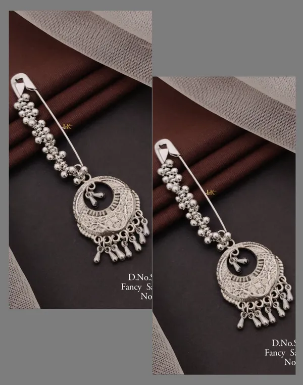 Traditional_Silver_Saree_Pin_For_Women_&_Girls_(SET_OF_2)