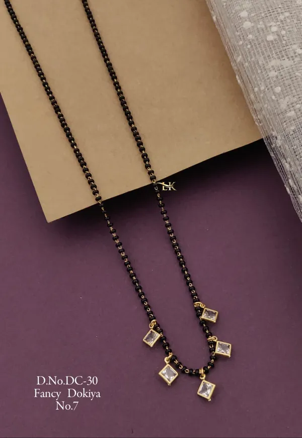 Gold-Plated_Traditional_Daily_Wear_Mangalsutra_for_Women