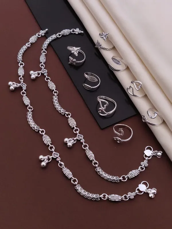 Silver-Plated_2_Anklet_&_8_Ring_Combo_Set_for_Women_&_Girls