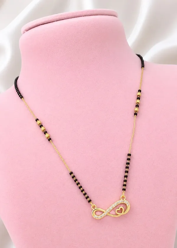 Gold-Plated_Infinity_&_Floral_Centerpiece_Mangalsutra