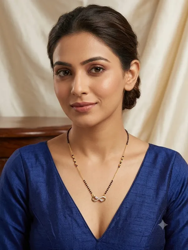 Gold-Plated_Infinity_&_Floral_Centerpiece_Mangalsutra