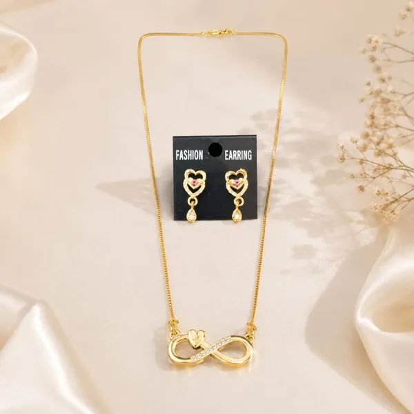 Trendy_Gold_Plated_Infinity_Necklace_for_Women