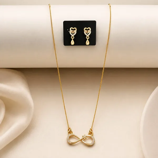 Trendy_Gold_Plated_Infinity_Necklace_for_Women
