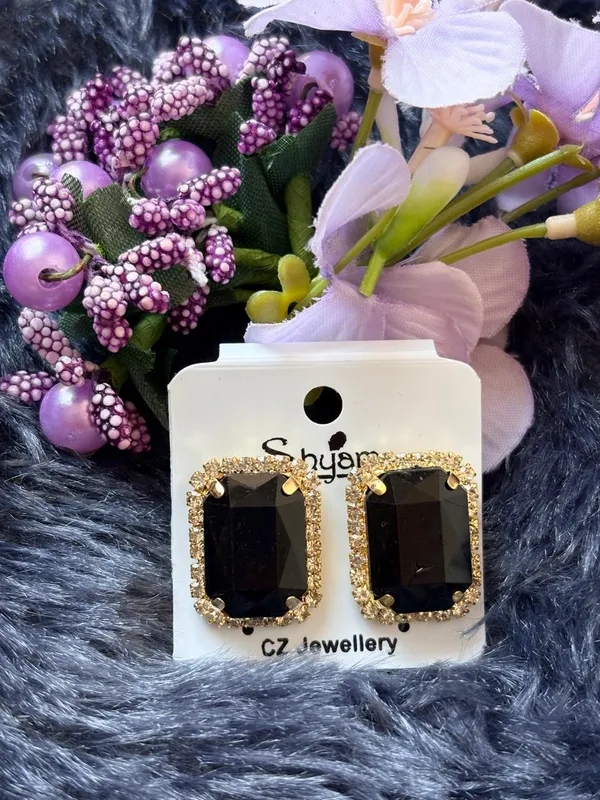 Trendy_Earrings