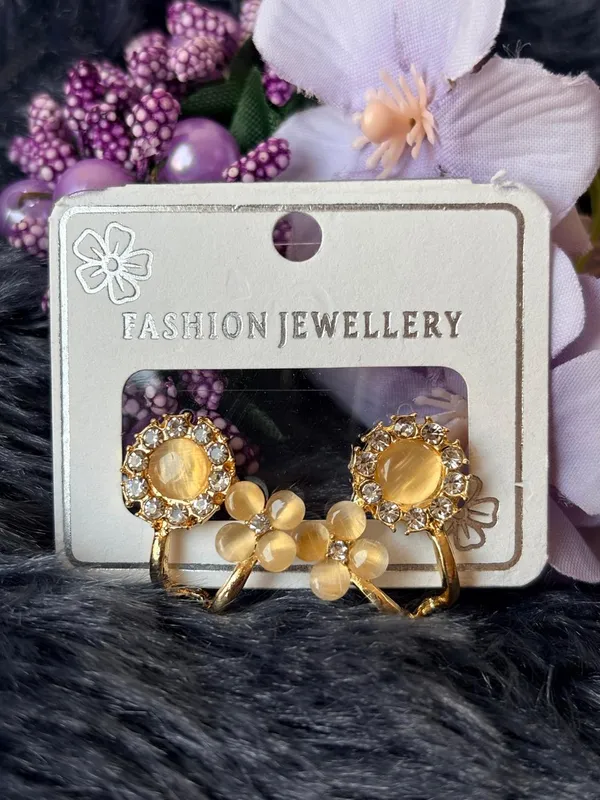 Trendy_Earrings