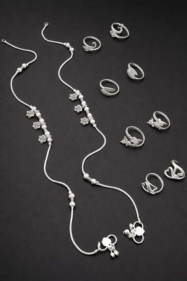 Stylish_Silver-Plated_2_Anklet_&_6_Ring_Combo_Set_for_Women_&_Girls
