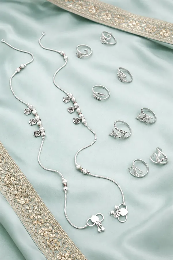 Stylish_Silver-Plated_2_Anklet_&_6_Ring_Combo_Set_for_Women_&_Girls