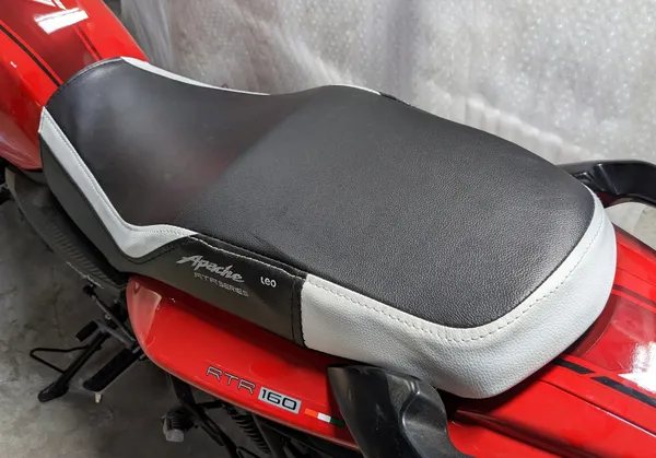 AUTOLEOPARD_TVS_APACHE_2V_160_RTR_BS6/BS4_Single_Bike_Seat_Cover_For_TVS_Apache_RTR_160
