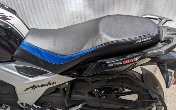 AUTOLEOPARD_TVS_APACHE_4V_160_RTR_BS6_/_BS4_Single_Bike_Seat_Cover_For_TVS_Apache_RTR_160