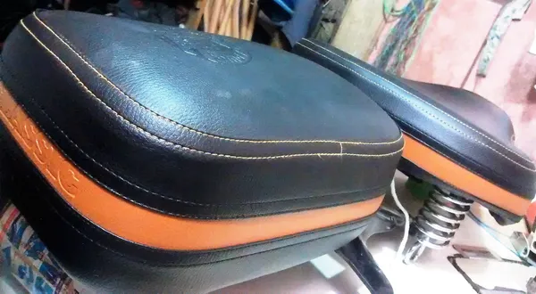 AUTOLEOPARD_CLASSIC_350_BS4_SEAT_COVER_Split_Bike_Seat_Cover_For_Royal_Enfield_Classic_350