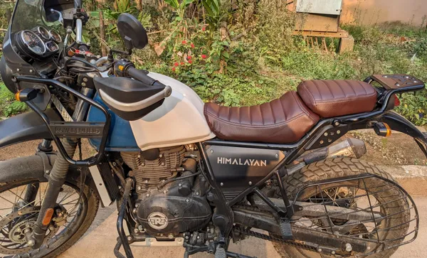Brown_Leather_Premium_&_Elegant_Bike_Seat_Cover