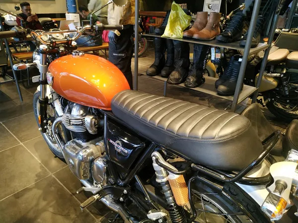 Black_Single_Bike_Seat_Cover_For_Royal_Enfield_Autoled_Intercepter_650