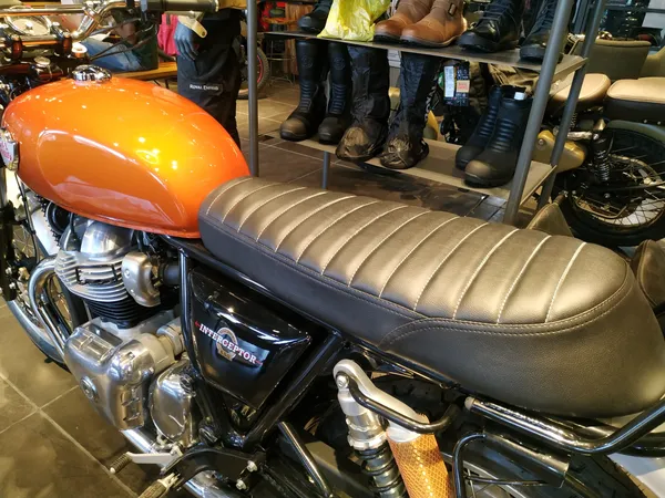 Black_Single_Bike_Seat_Cover_For_Royal_Enfield_Autoled_Intercepter_650
