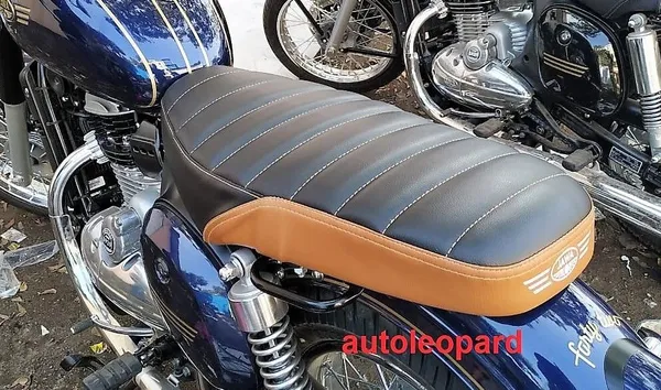 AUTOLEOPARD_JAWA_42/JAWA_CLASSIC_BS4_Single_Bike_Seat_Cover_For_Jawa_42