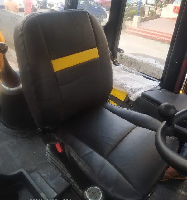 Black_Pu_Leather_Premium_&_Elgeant_Car_Seat_Cover