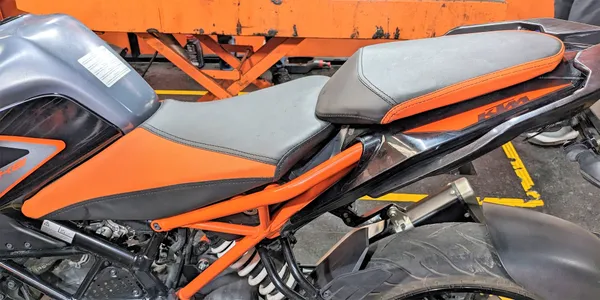 AUTOLEOPARD_DUKE_250_SEAT_COVER_Split_Bike_Seat_Cover_For_KTM_NA
