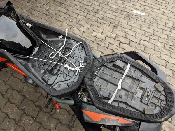 AUTOLEOPARD_DUKE_250_SEAT_COVER_Split_Bike_Seat_Cover_For_KTM_NA