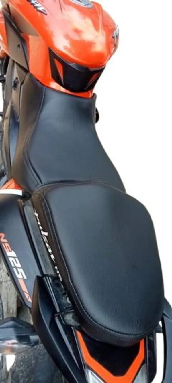 Hena_PULSAR_125/150/220_BIKE_SEAT_COVER_Black_colour_Split_Bike_Seat_Cover_For_Bajaj_Pulsar