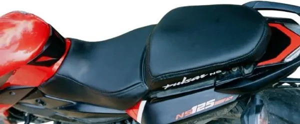 Hena_PULSAR_125/150/220_BIKE_SEAT_COVER_Black_colour_Split_Bike_Seat_Cover_For_Bajaj_Pulsar