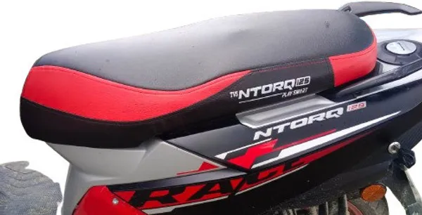 Black_Pu_Leather_Premium_&_Elegant_Bike_Seat_Cover