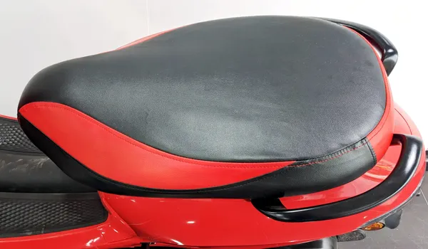 Red_Leather_Premium_&_Elegant_Bike_Seat_Cover