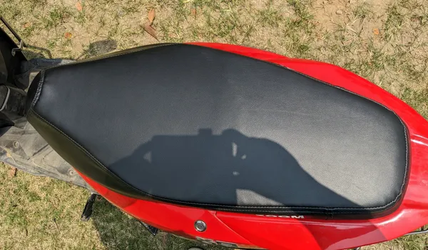 Black_Leather_Premium_&_Elegant_Bike_Seat_Cover