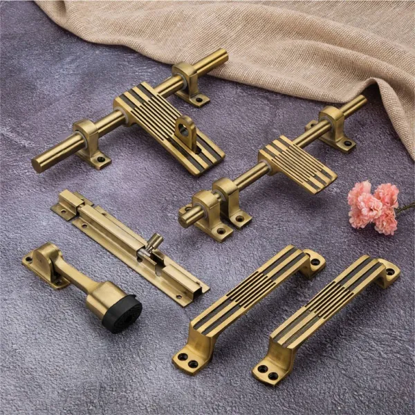 Adjustable_Latch_Stainless_Steel_Aluminium_for_secure_and_reliable_usage