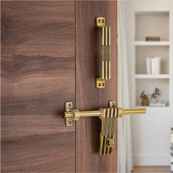 Adjustable_Latch_Stainless_Steel_Aluminium_for_secure_and_reliable_usage