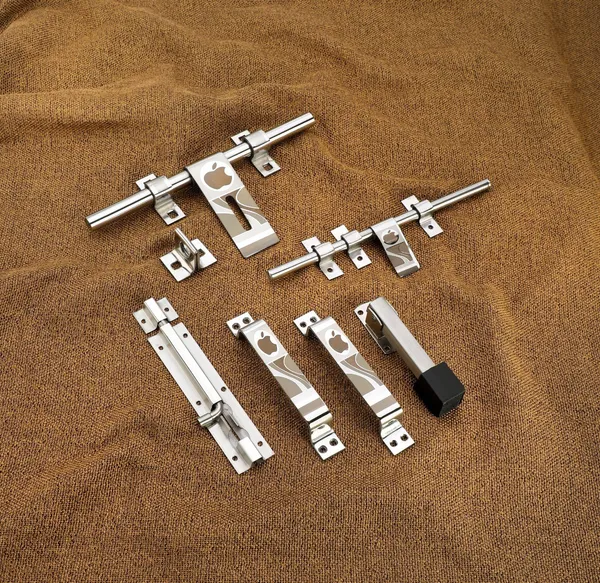 Adjustable_Latch_Stainless_Steel_for_secure_and_reliable_usage