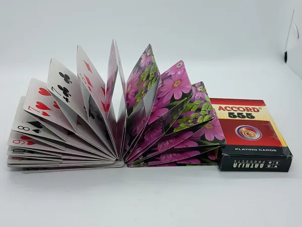 CHAIN_CARD_MAGIC_/_FAN_CARD_MAGIC_TRICK_/_JOINING_CARD_DECK