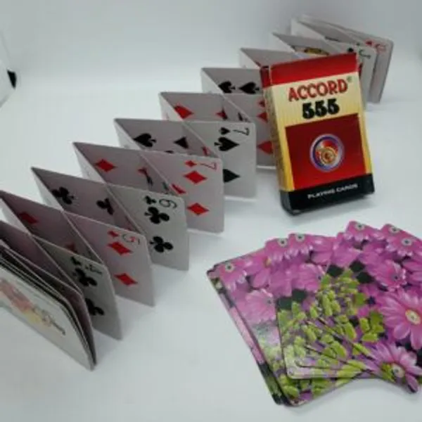 CHAIN_CARD_MAGIC_/_FAN_CARD_MAGIC_TRICK_/_JOINING_CARD_DECK