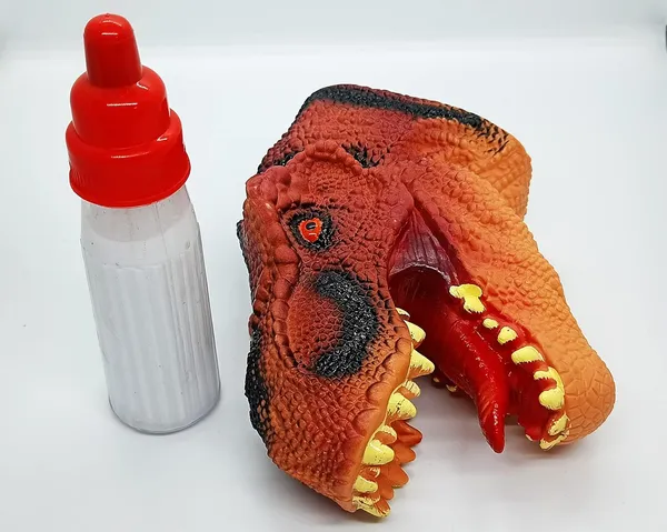 DINOSAUR_PUPPET_WITH_MAGIC_MILK_BOTTLE_TRICK_/_JURASSIC_MILKY_VENTRILOQUIST_DINOSAUR_PUPPET