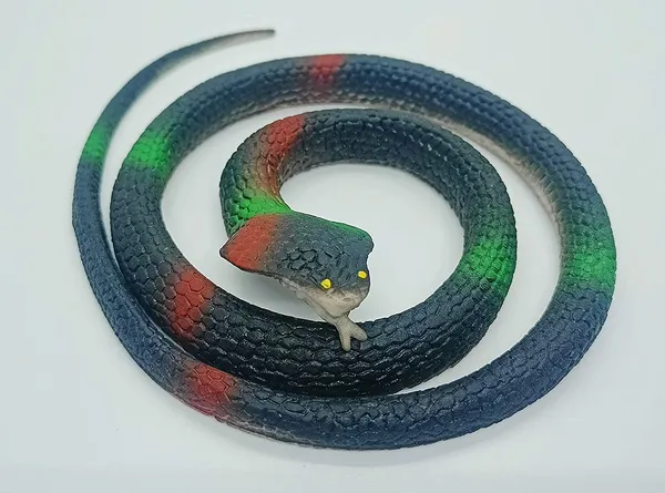 GAG_TOY_SET_/__FAKE_KNIFE_/__FAKE_POOP_/__FAKE_RUBBER_SNAKE_PRANK_TOY_SET
