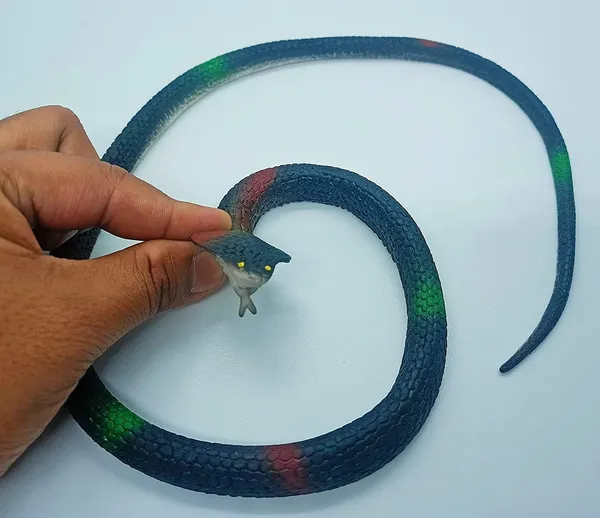 GAG_TOY_SET_/__FAKE_KNIFE_/__FAKE_POOP_/__FAKE_RUBBER_SNAKE_PRANK_TOY_SET